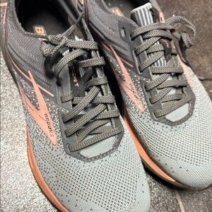 Brooks Charcoal and Rust Athletic Shoes size 9 women